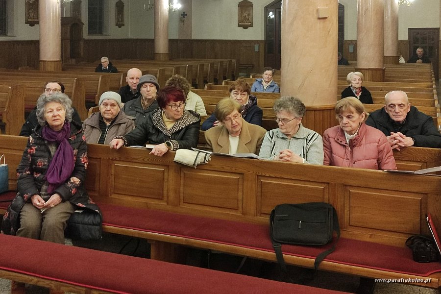 75 Adoracja Pana Jezusa.jpg